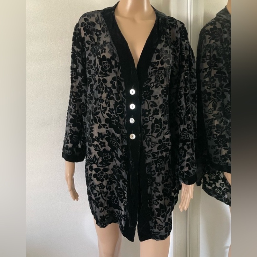 Vtg Queen Anne Eileen West Silk Velvet Burnout Floral Pj Top Night Shirt Robe